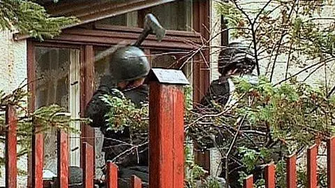 Groziła pistoletem broniąc się przed odcięciem prądu