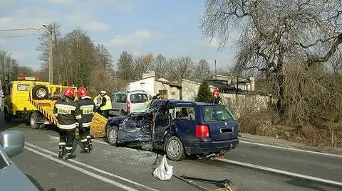Łask: śmiertelny wypadek; nie żyje 65-letni kierowca