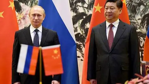 Sondaż wśród Rosjan: krytyka Zachodu nieważna, trzeba umacniać więzi z Chinami