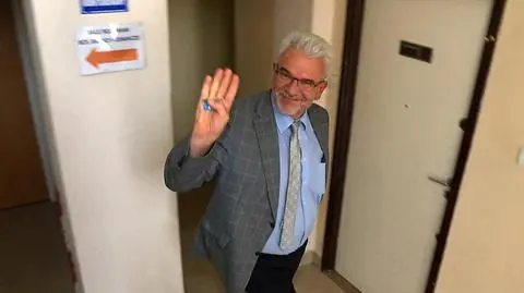 "Czarno na białym". Przeniesienie po dodatek