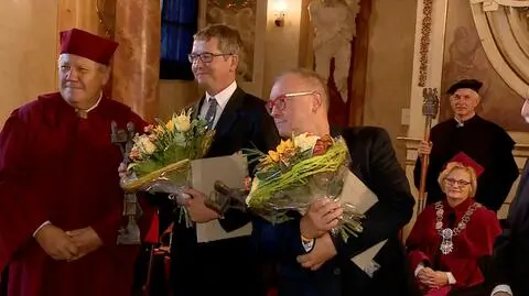 Jerzy Owsiak odbiera nagrodę