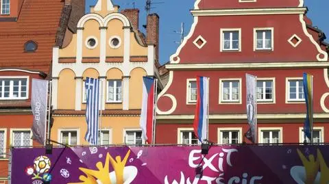 Flagi dobre, ale wiszą źle
