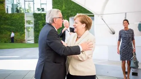 Juncker i Merkel o Polsce