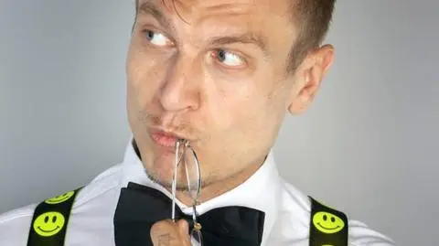 Były striptizer startuje z listy PiS. "Nie usprawiedliwiam, ale przyjmuję tłumaczenie"