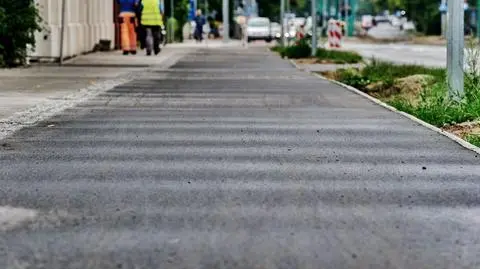 Fale na nowej ścieżce rowerowej w Poznaniu