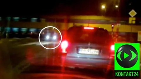 Uwięziony na przejeździe kolejowym