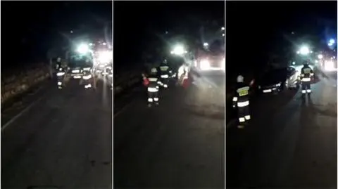 Samochód zjechał z lawety prosto na strażaka