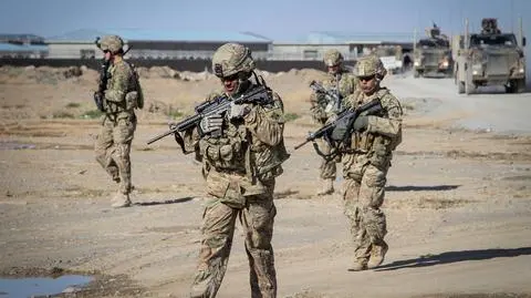 Afganistan. Atak na żołnierzy w bazie pod Mazar-i-Szarif