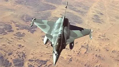Francja: katastrofa myśliwca Rafale