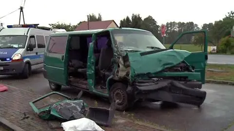 Łętowice. Zderzenie busa z ciężarówką