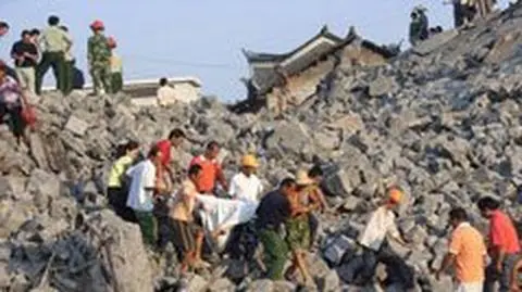 Chiny: Więcej ofiar zawalonego mostu