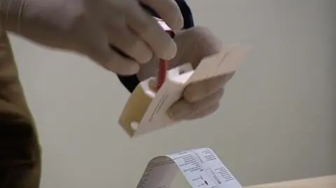 Tajemnicza zamiana próbek krwi. Policja kryje samorządowców?