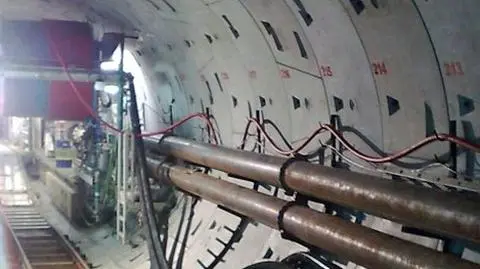 Tak wiercą tunel pod dnem Wisły