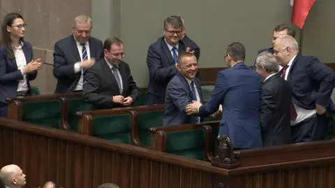 Clock is ticking for Marian Banaś. Will he resign from office or will he be forced to step down?