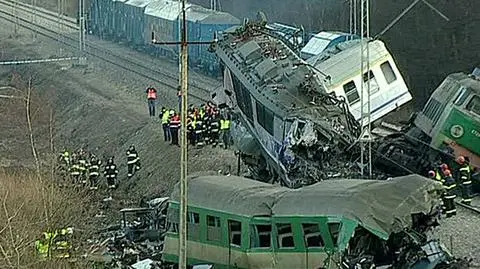 W katastrofie kolejowej pod Szczekocinami zginęło 16 osób