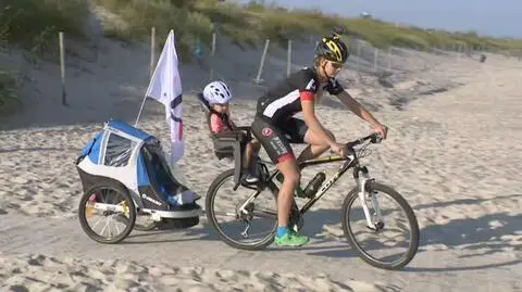 Samotna mama na rowerze z 3-latkiem pokonuje polskie wybrzeże