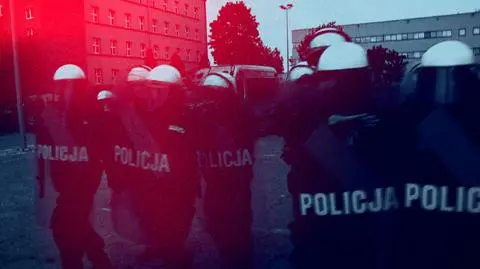 Przez ostatnie 1,5 roku odeszło lub zostało zmuszonych do odejścia 6 tysięcy funkcjonariuszy