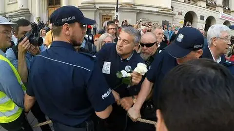Władysław Frasyniuk niewinny w sprawie wprowadzenia policjantów w błąd