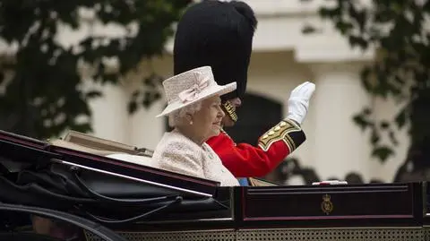 Dżihadyści planują zamach w Londynie na królową Elżbietę II