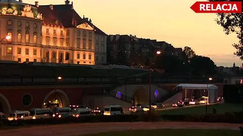 Kolumna samochodów przewiozła prezydenta z Zamku Królewskiego do hotelu Marriott 
