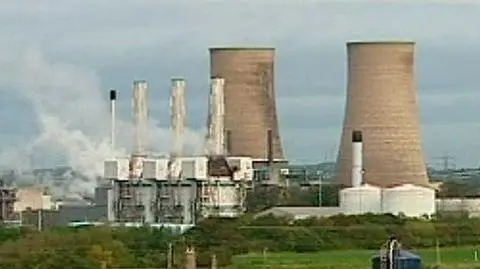 Rząd chce budować elektrownię atomową
