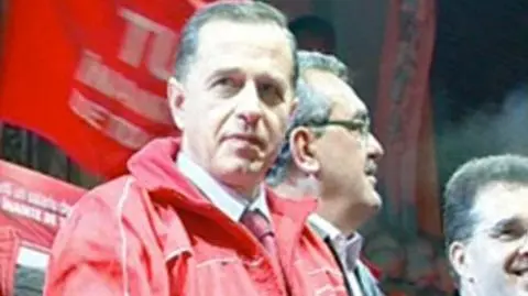 Geoana ma duże kłopoty