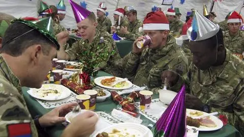 Dowódca NATO świątecznie w Afganistanie