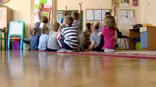Promocja reformy ws. edukacji sześciolatków kosztowała kilkadziesiąt milionów zł 