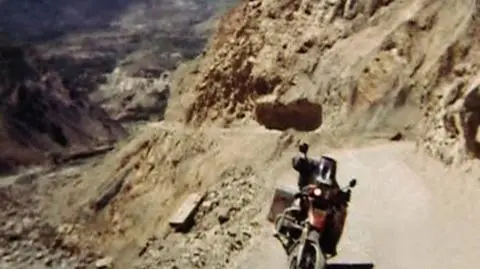 Motocyklista-podróżnik opowiada o swoich przygodach