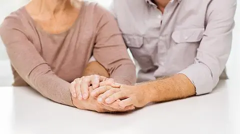 Tarnów. Poznał ją w sieci, okradł jak spała. 60-letni amant w areszcie