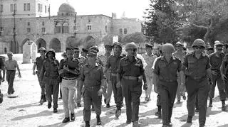 Dowództwo wojskowe Izraela w zajętej starówce Jerozolimy, 1967 rok