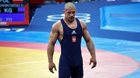 Medalista olimpijski trenuje w hali bez wody. "To cios poniżej pasa" 