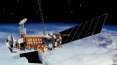Satelita DMSP F-19 nie reaguje. Problem Pentagonu z satelitą