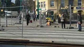 Przy remontowanym moście Teatralnym wreszcie pojawiła się kładka