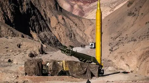 Iran pokazał swoją tajną bazę rakietową. Wideo archiwalne
