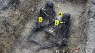 Tożsamość obu osób nie jest znana