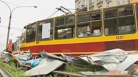 W Łodzi wykoleił się tramwaj