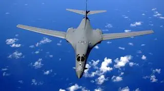Bombowce B-1B Lancer przeleciały nad wodami na wschód od Korei Północnej