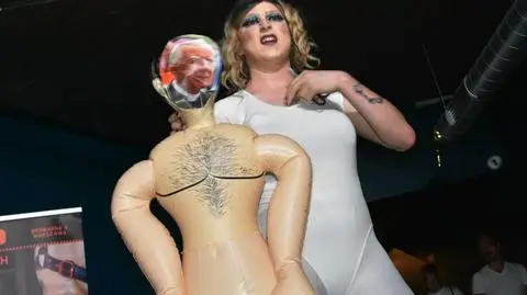 Występ drag queen odbył się w jednym z poznańskich klubów
