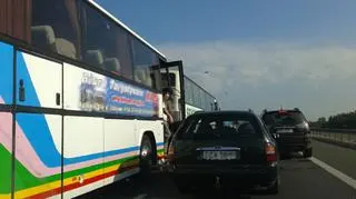 Dwa autobusy zderzyły się na AOW 