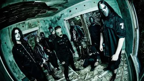Muzyk Slipknot pchnął brata nożem. Stanie przed sądem