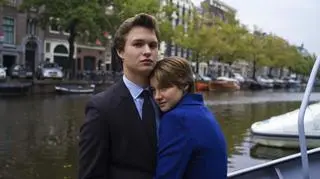 Ansel Elgort i Shailene Woodley w filmie "Gwiazd naszych wina", filmie, który zdobył najwięcej nagród na Teen Choice Awards 2014