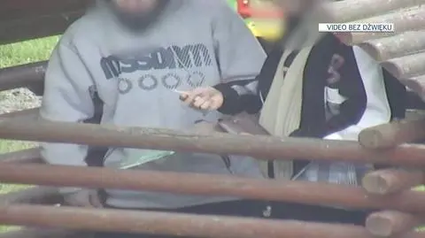 Przyszli na plac zabaw dzielić się narkotykami? Wpadli przez miejski monitoring