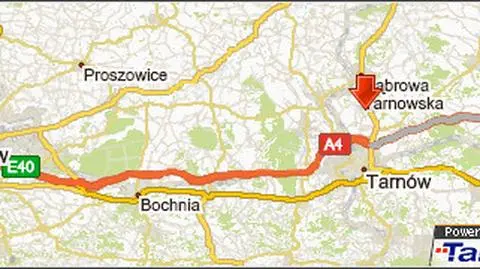 Bus zderzył się z ciężarówką. Są ranni 