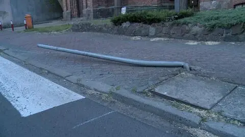 Pościg za pijanym kierowcą w Pogorzeli. Policjanci użyli broni