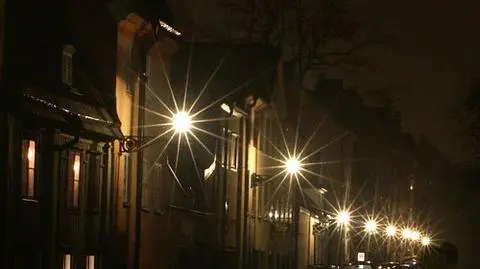 Spali na ulicach bo uwierzyli w trzęsienie