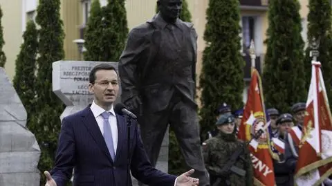 W Kraśniku odsłonięto pomnik ofiar katastrofy smoleńskiej