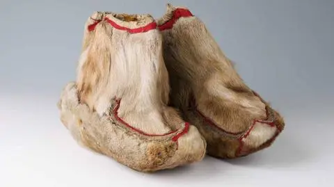 W sam raz na mrozy. Do Muzeum Etnograficznego trafiły 140-letnie buty z renifera