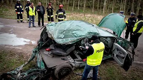 71 wypadków, 8 osób 
nie żyje. Piątek na drogach