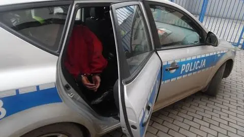 58-latek sterroryzował całą wieś. Sąsiadom groził śmiercią, niektórych pobił